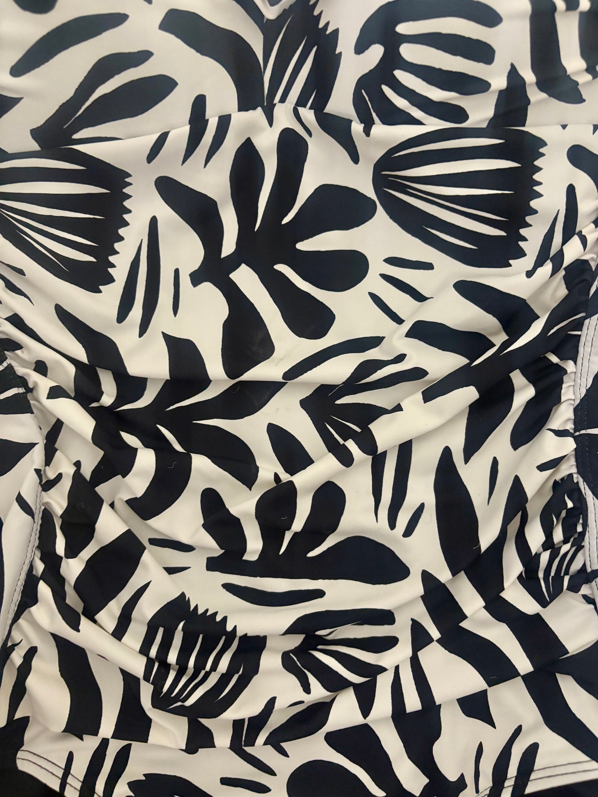 Nicole Miller Swimsuit - Size Large