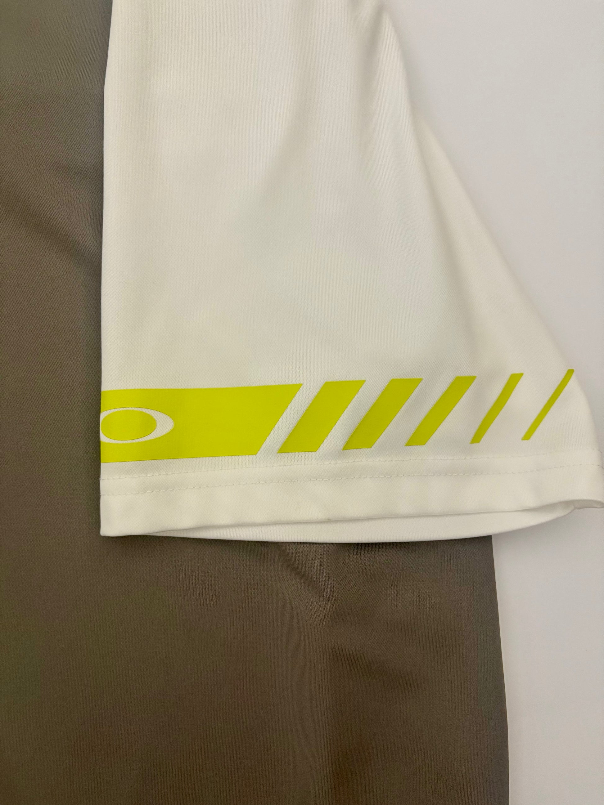 Oakley Hydrolix Polo shirt - Size L