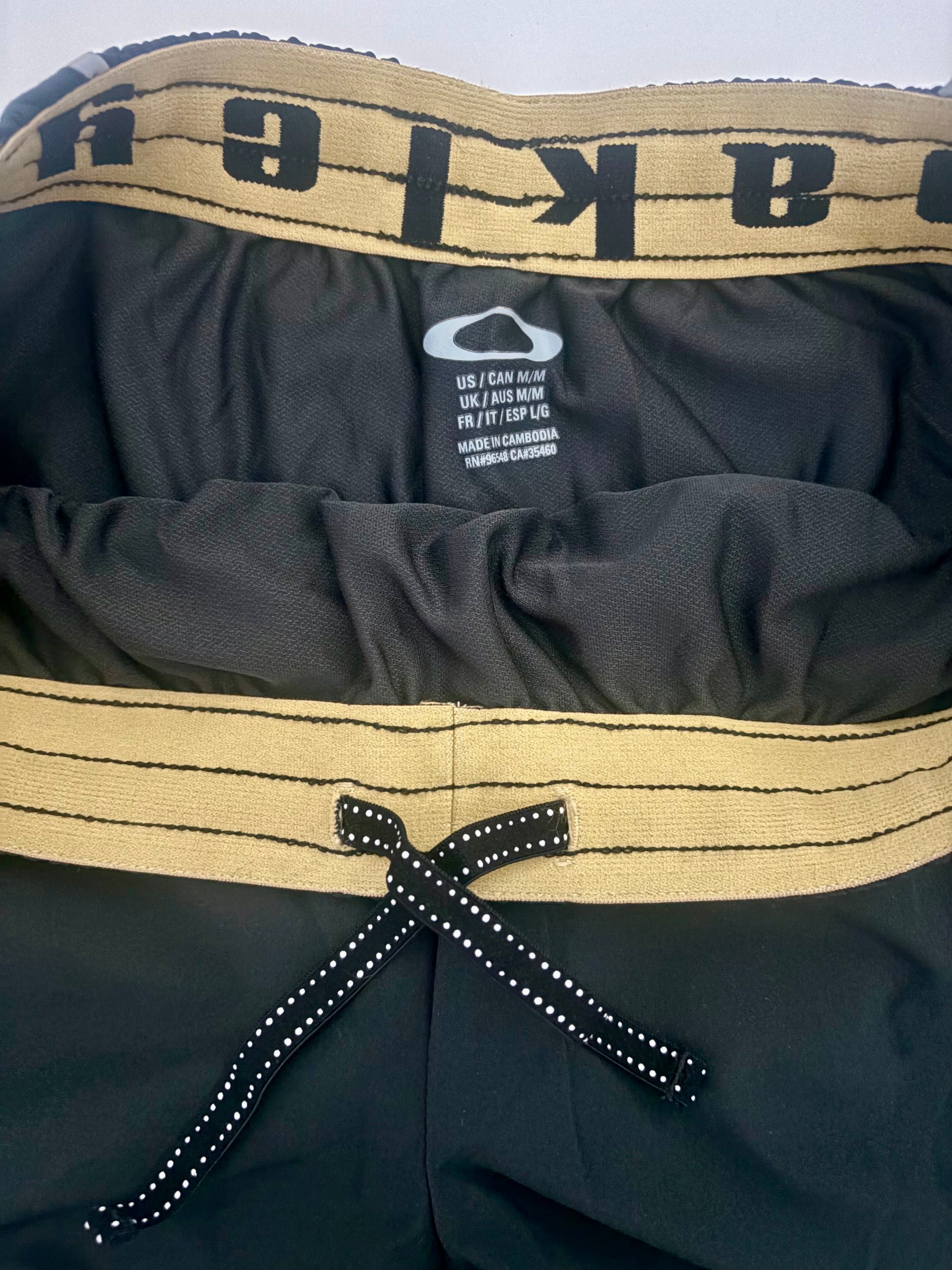 Oakley Shorts - Size M