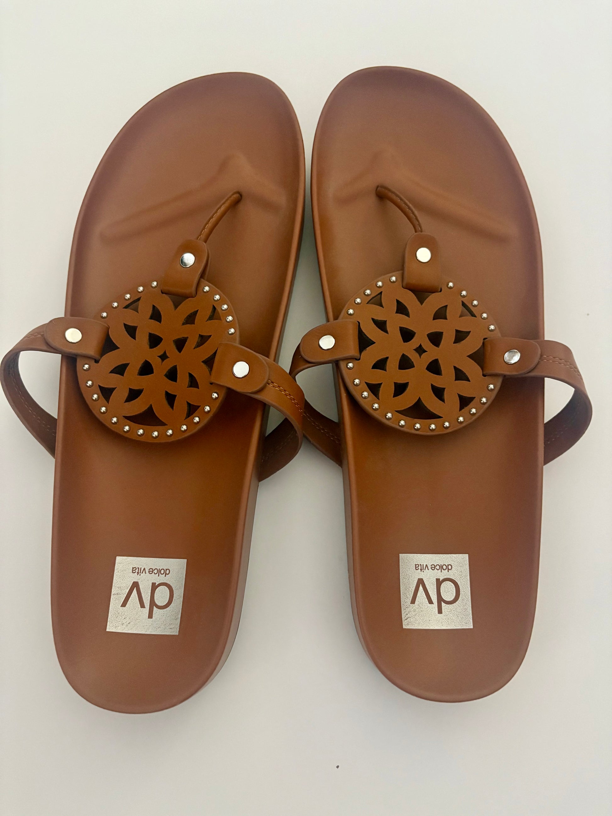 Dolce Vita Flip Flops - Size 10
