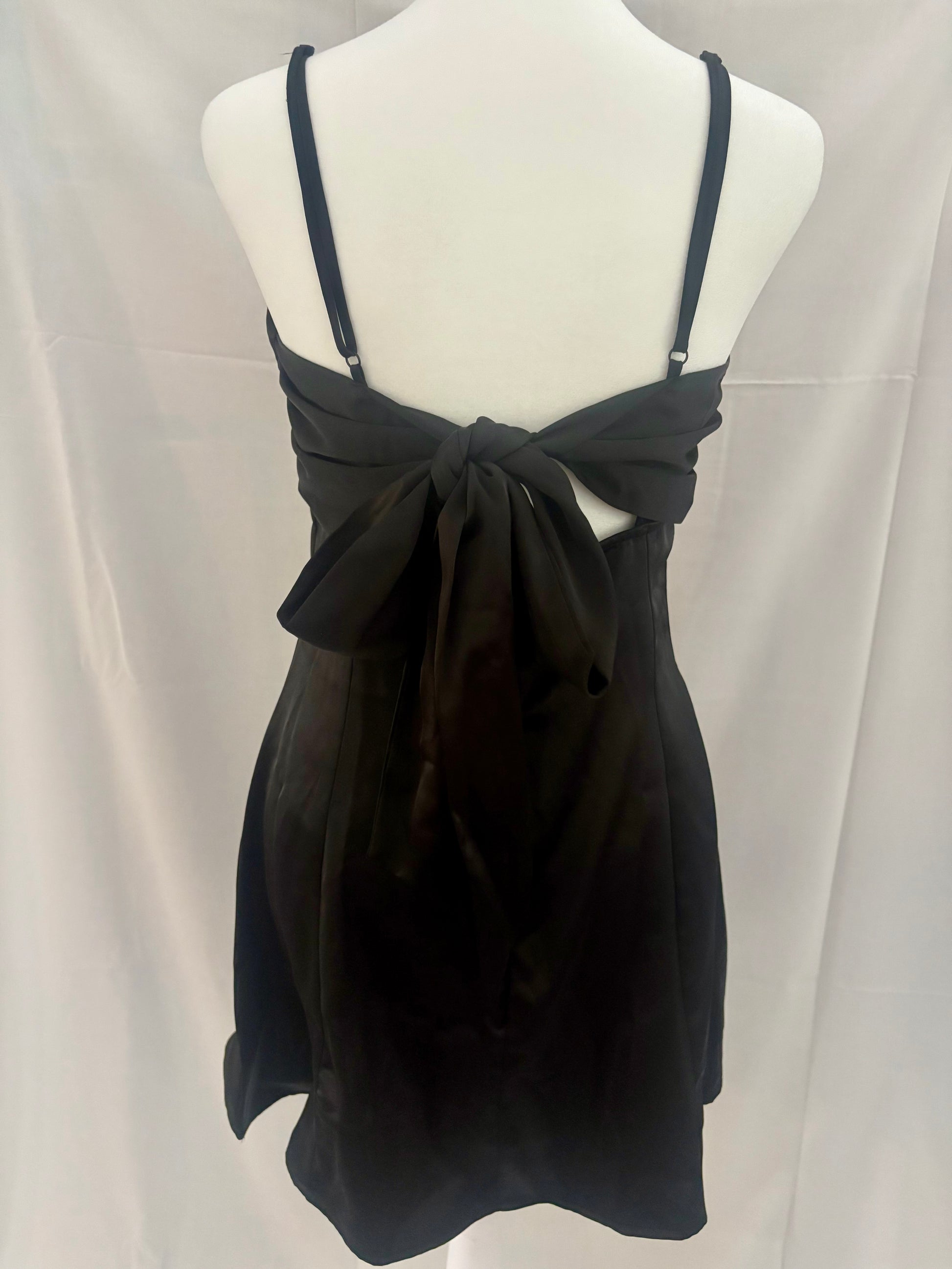 Urban Outfitters Dress - Size M