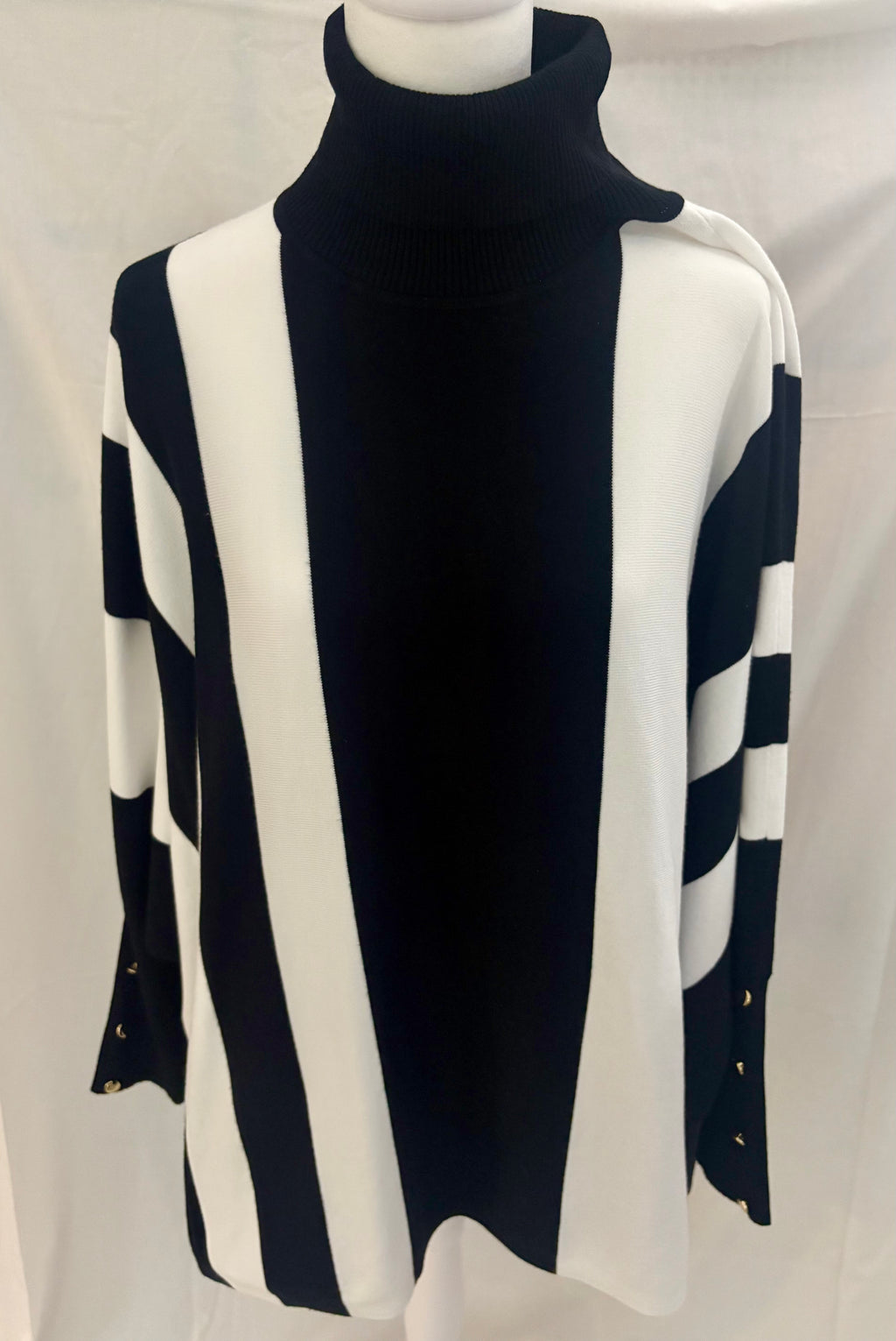 JM Collection Sweater - Size XL