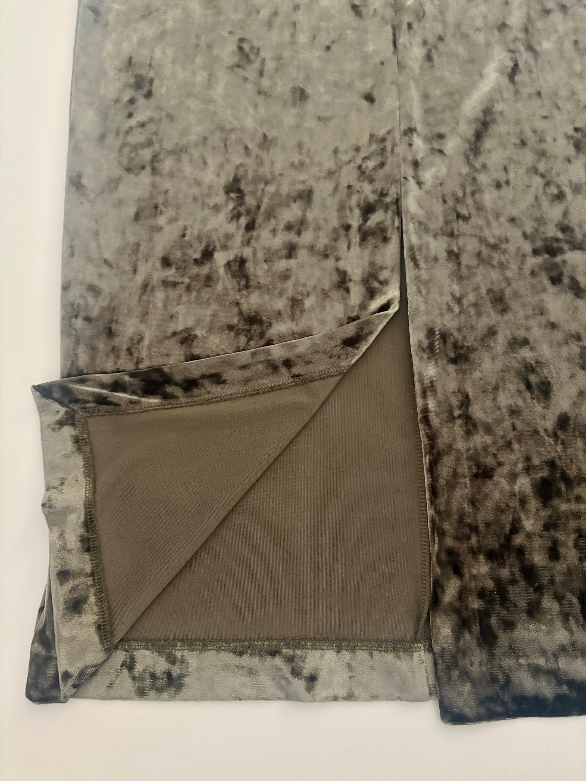 Club Monaco Velvet Skirt - Size Medium