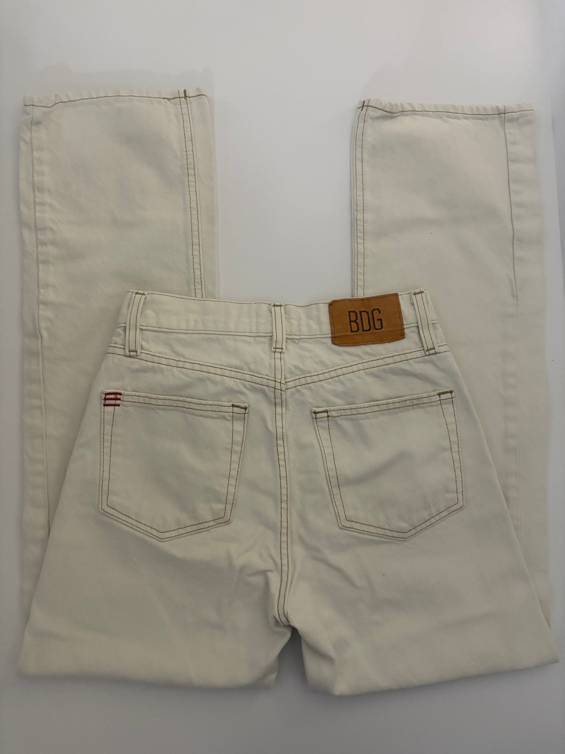 Urban Outfitters Jeans - Size 24