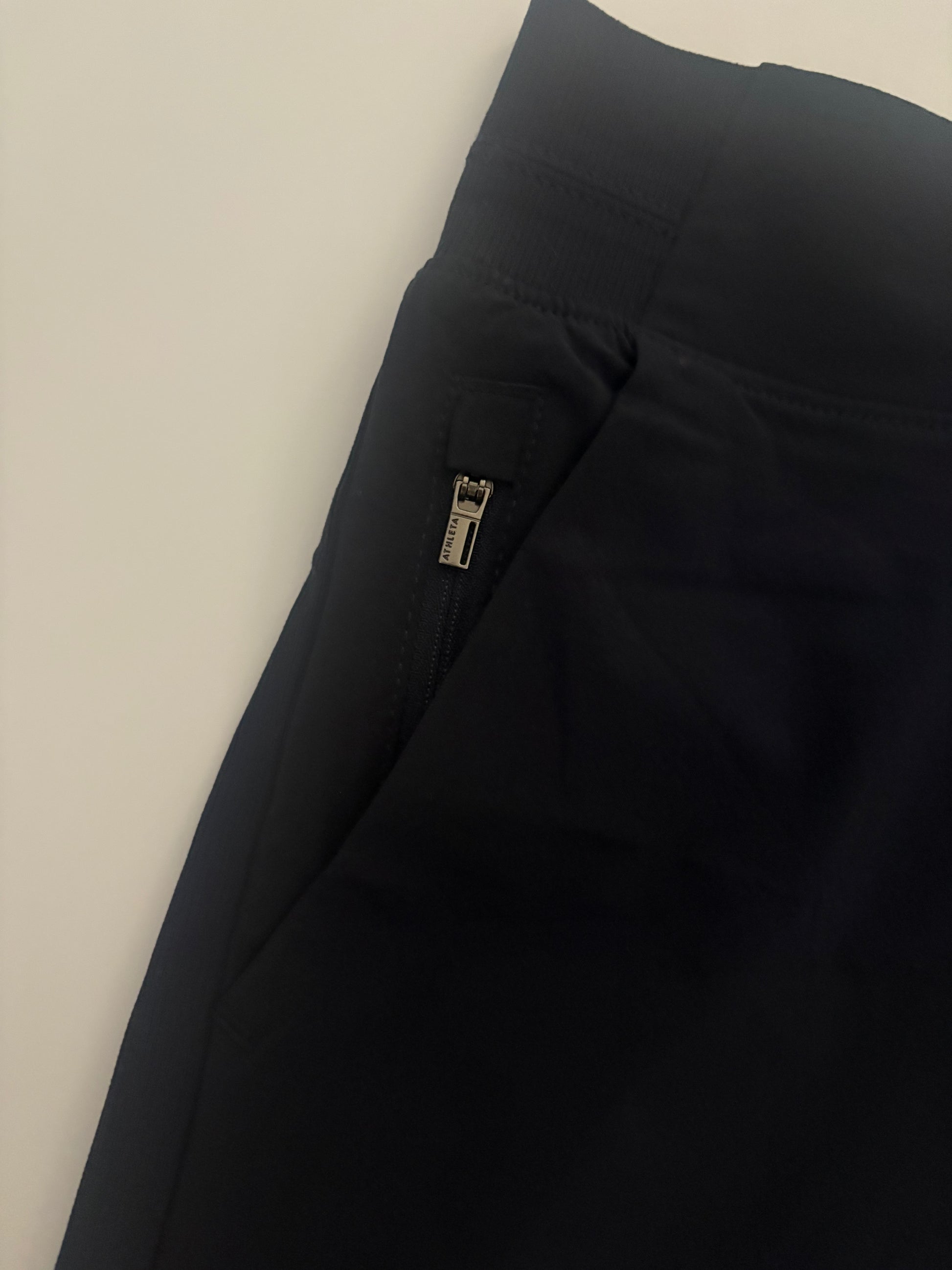 Athleta Brooklyn Shorts - Size 8